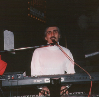 karl1_317.jpg (37177 bytes)